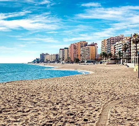 El Castillo Del Sol فوينخيرولا